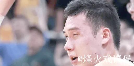 肘击李金效面部！周琦被停赛两场 罚款10万元