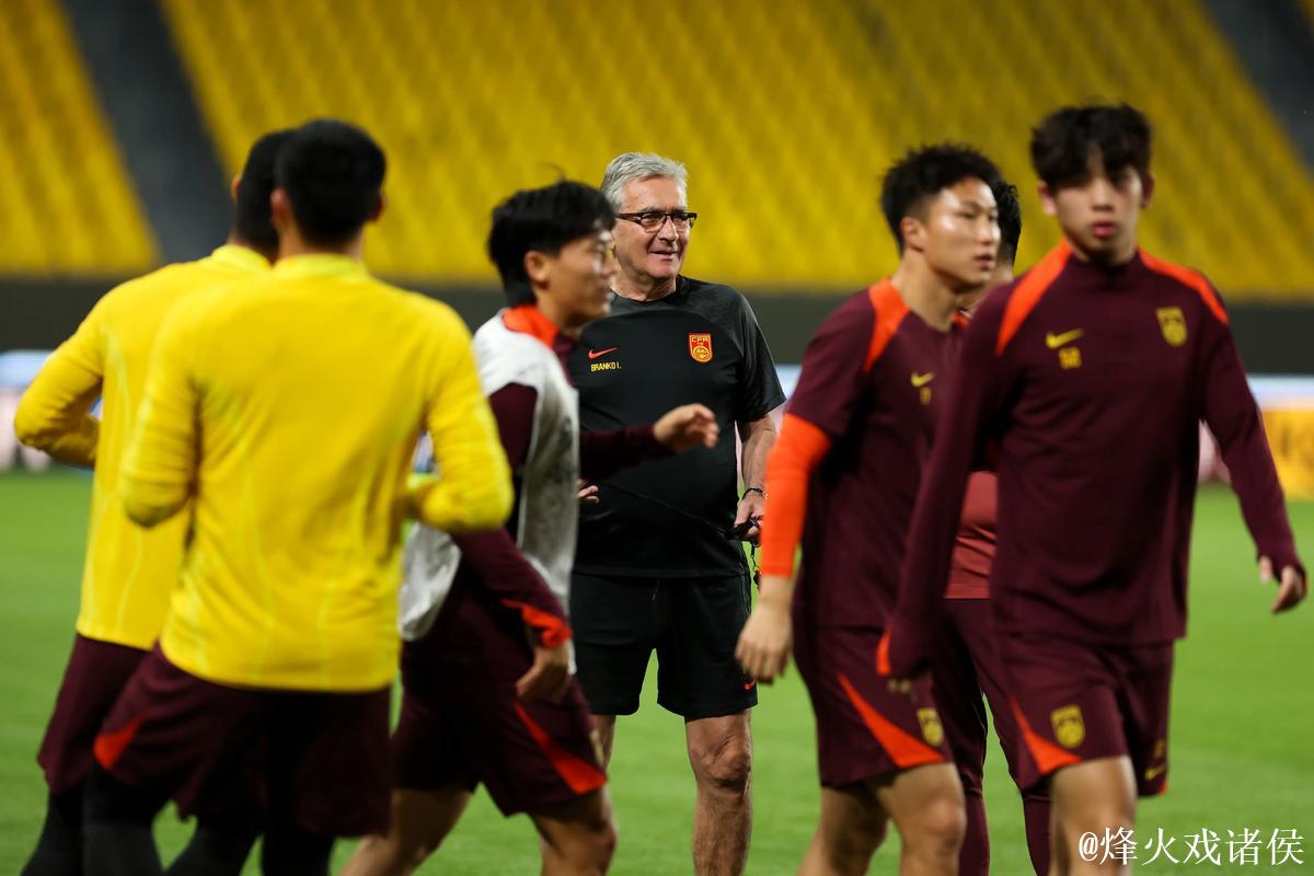 国足生死战 状态调整是关键 伊万要打攻势足球 国足生死战 状态调整是关键 伊万要打攻势足球